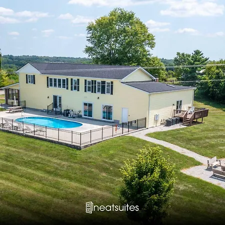 Big Family Lodge Near Ark Sleeps 16
